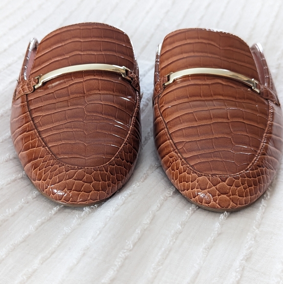 Kelly and Katie Mahogany Oana Crocodile Print slides/ loafer Size 7.5 - Picture 2 of 5